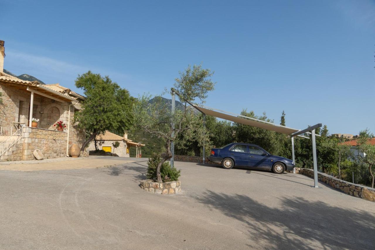 Trisilio Apartment Kardhamili Exterior foto